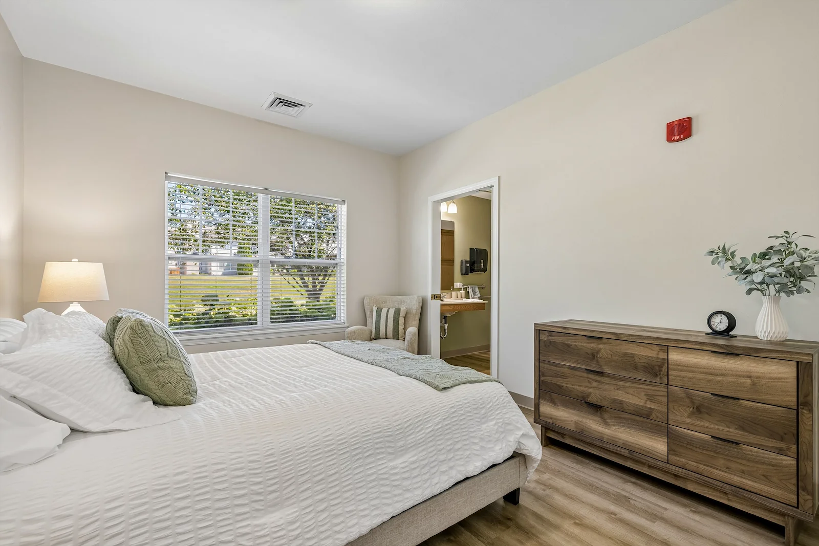 Image of Lake Haven Memory Care (7)