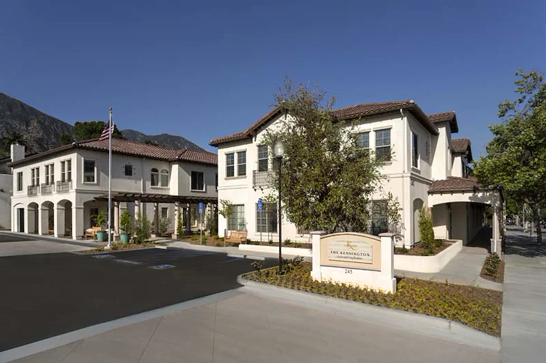 Image of The Kensington Sierra Madre (1)