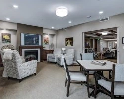 Image of Azura Memory Care and Assisted Living of Fox Point (5)