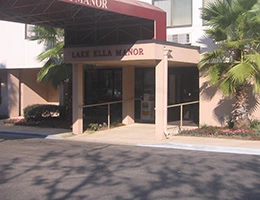 Image of Lake Ella Manor (2)