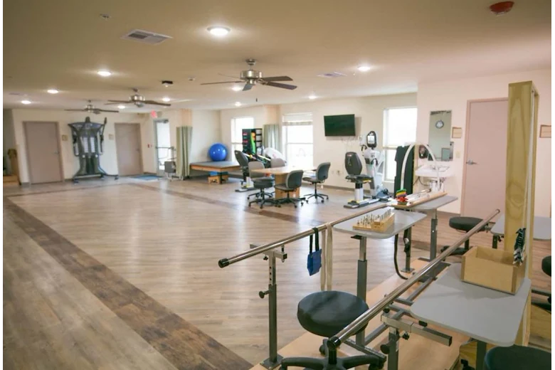 Image of Legend Oaks Healthcare & Rehabilitation Garland (5)