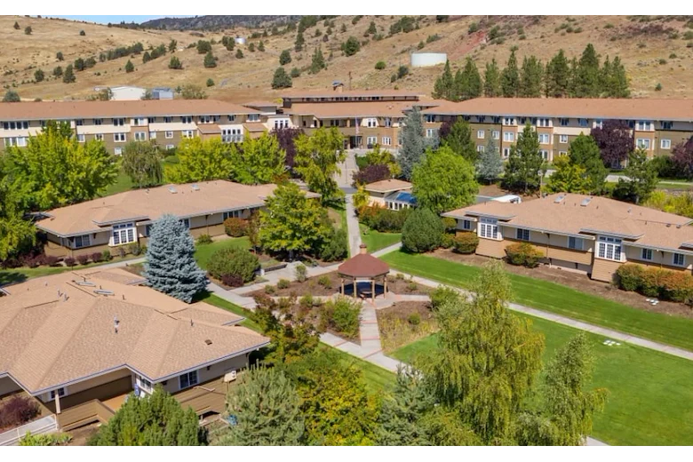 Image of Crystal Terrace of Klamath Falls (1)