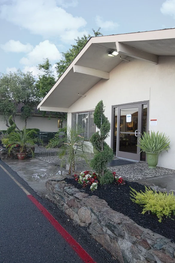 Image of Roseville Care Center (2)