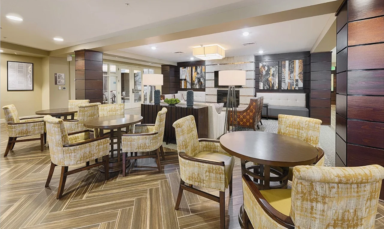 Image of Kingston Bay Senior Living (2)