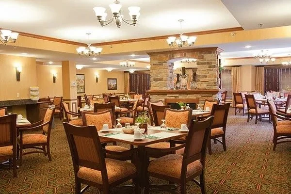 Image of Oak Park Senior Living (3)