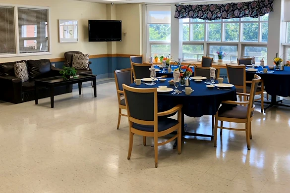 Image of Adviniacare Oakland Grove LLC (4)