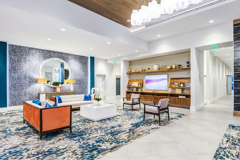 Image of Mirabelle (3)