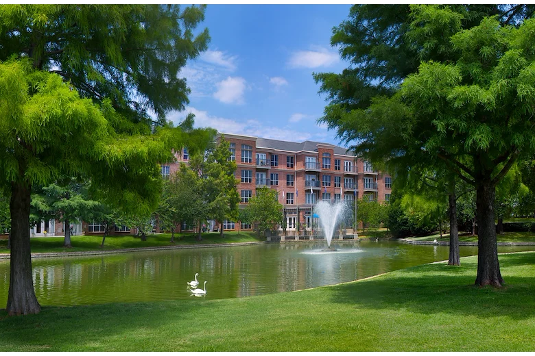 Image of Signature Pointe (1)