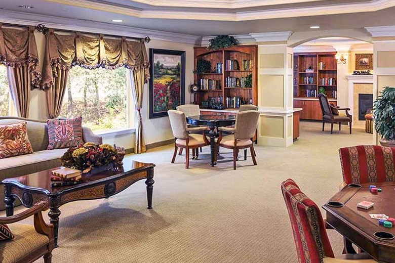 Image of Atria Carmichael Oaks (4)