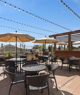 Image of Merrill Gardens at Rockridge (5)