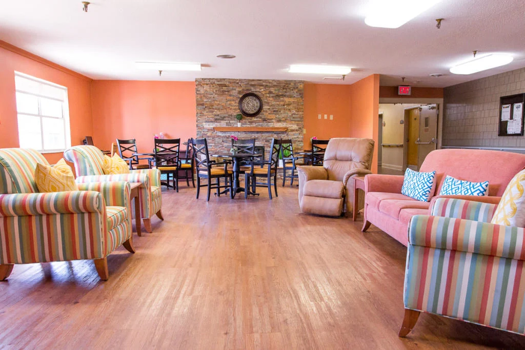 Image of Roscoe Gardens Skilled Nursing And Rehab (3)