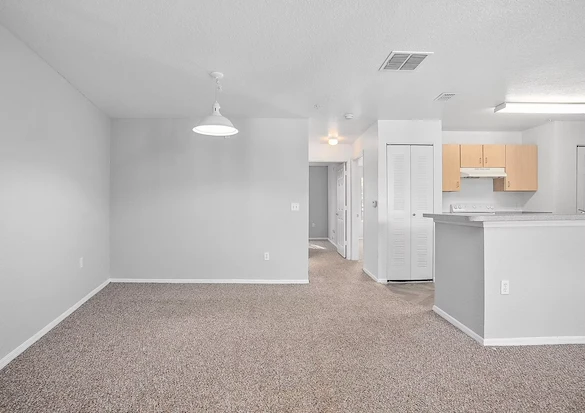 Image of Crescent Club Apartments (10)