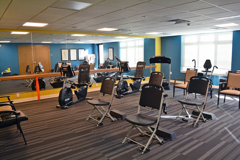 Independent living, assisted living, memory care, and respite care at Broadwell Senior Living – Plymouth in Plymouth, MN, fitness center