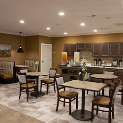 Image of StoryPoint Forest Hills (3)