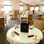 Heritage Park Assisted Senior Living & Garden Homes in Fort Wayne, IN dining room