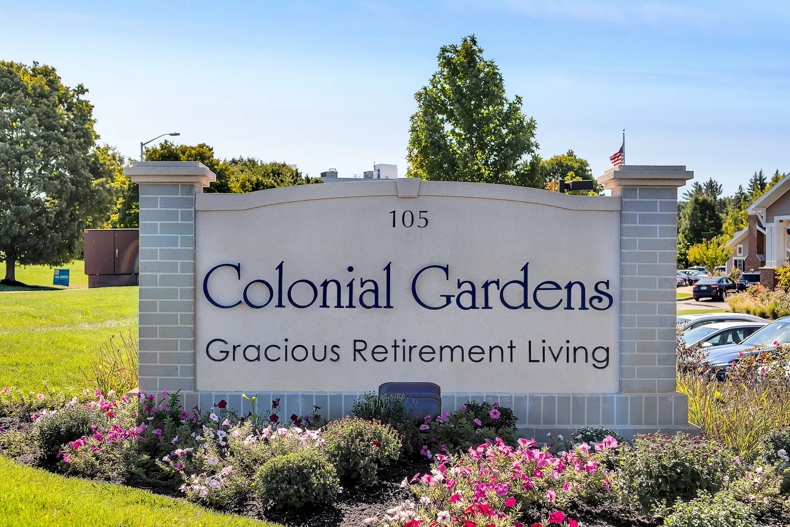 Colonial Gardens Gracious Retirement Living Hawthorn Senior Independent Living in Beverly, Massachusetts front exterior welcome sign