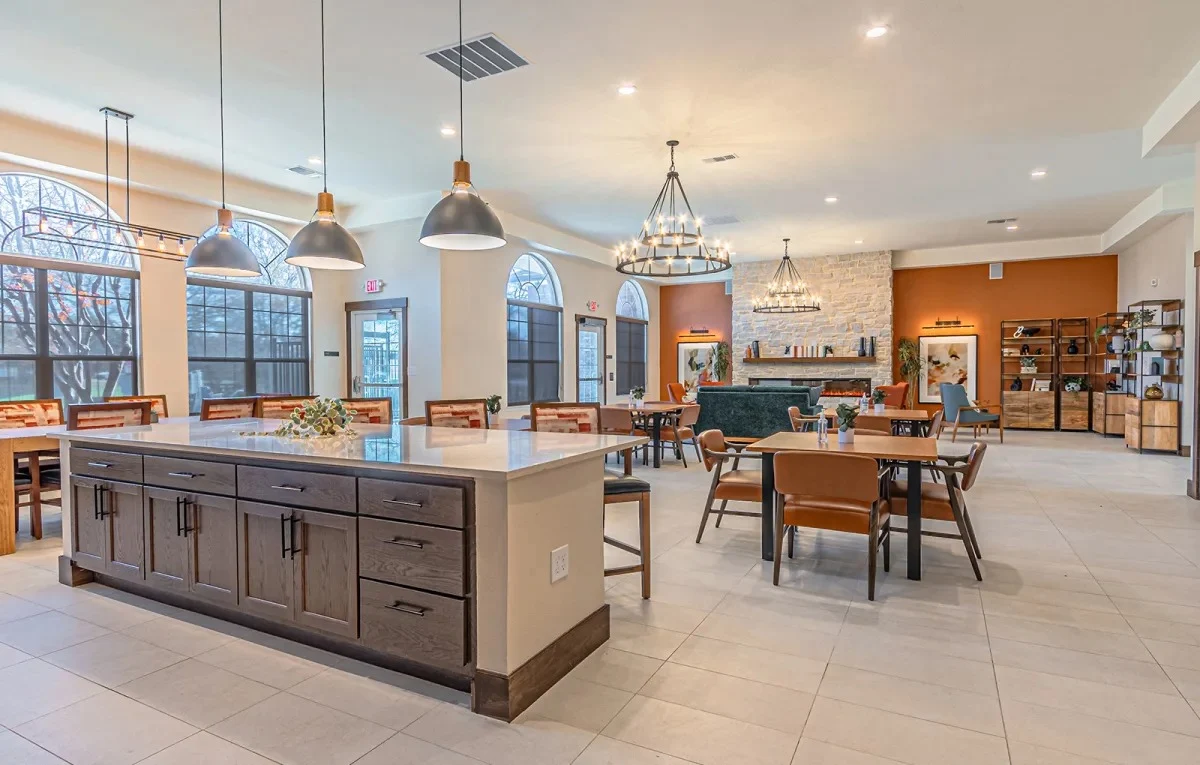 Image of Hickory Manor (4)