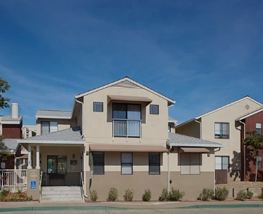 Image of Golden Oak Manor (1)