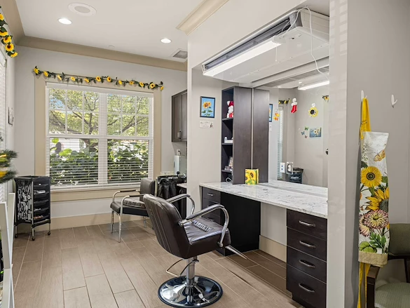 Image of Diamond Oaks Village (9)