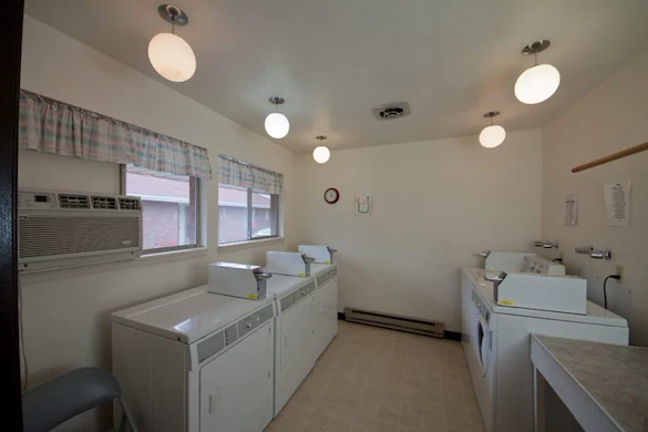 Image of Pines Terra and Manor Apartments (2)