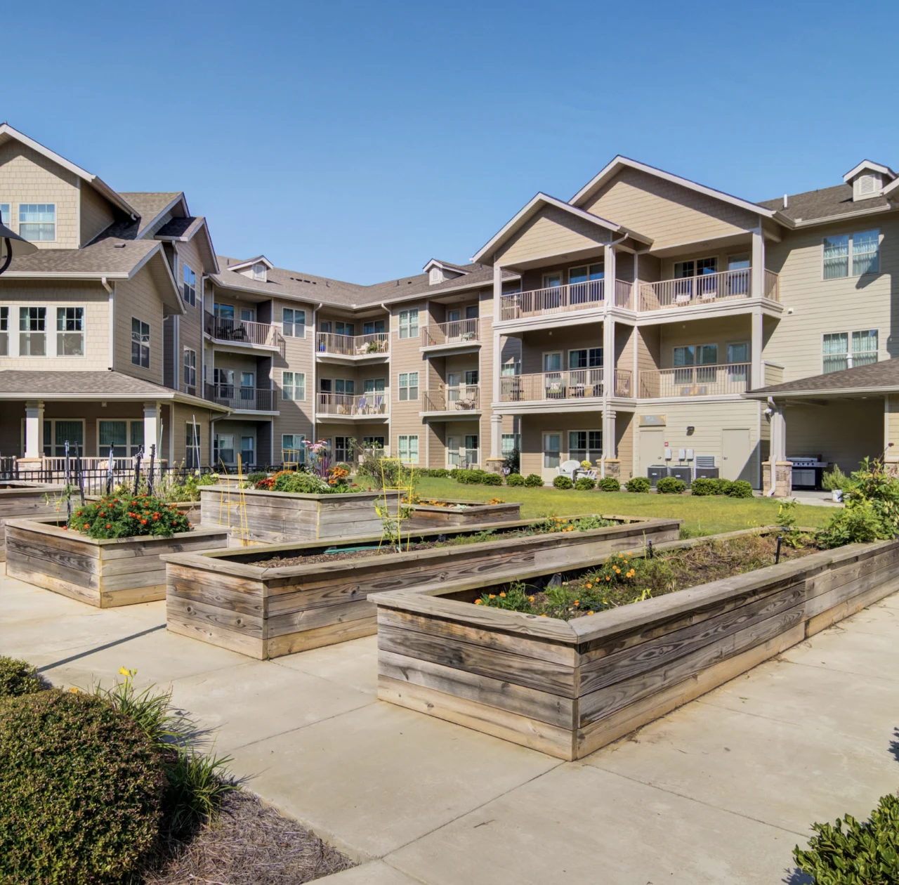 Sanford Estates Gracious Retirement Living Hawthorn Senior Independent Living in Roswell, Georgia rear exterior