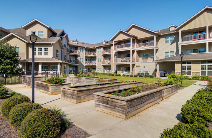 Image of Sanford Estates Gracious Retirement Living (2)