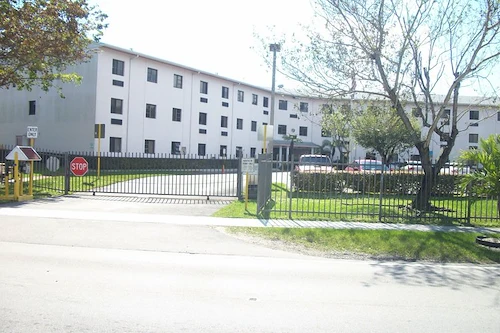 Image of Ahepa Senior Living North Miami (1)