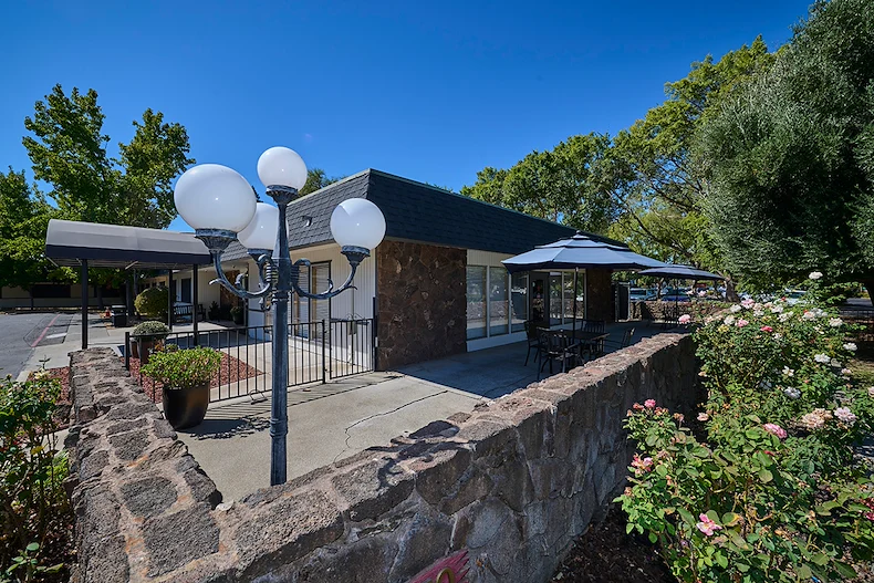 Image of Courtyard Health Care Center (2)