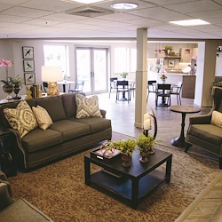 Weatherly Inn Lobby 