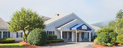Image of Applewood Center (1)