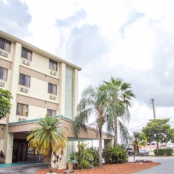 Image of Waterford Nursing And Rehabilitation Center (2)