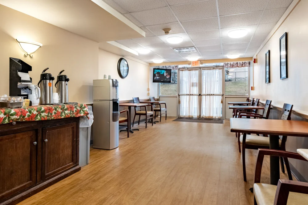 Image of River Falls Senior Living (7)