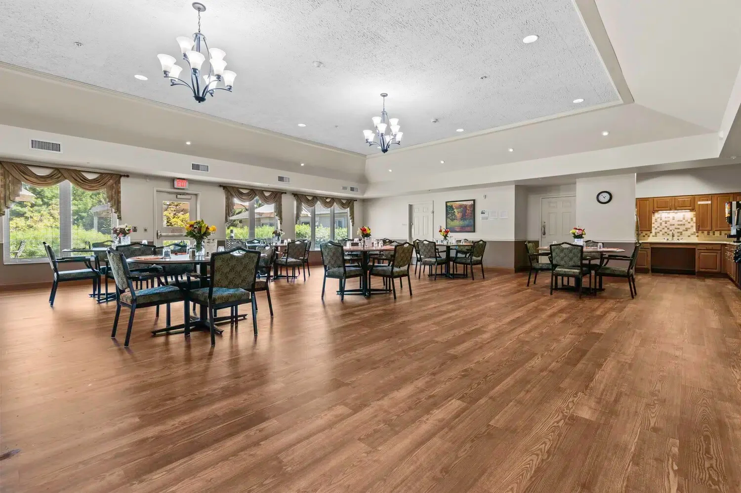 Image of Linden Square Assisted Living Center (3)