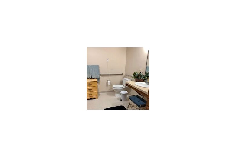 Image of Arbor Care Centers - Franklin Assisted Living (5)