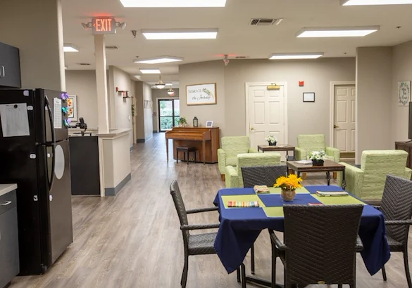 Assisted living and memory care at Bridgewater Memory Care in Granbury, TX, common gathering area and dining space