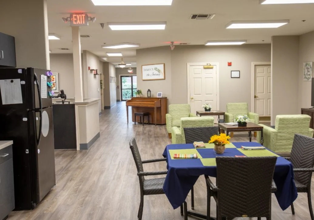 Assisted living and memory care at Bridgewater Memory Care in Granbury, TX, common gathering area and dining space