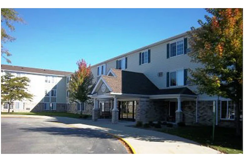 Image of Pineview Apartments (1)