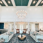 Image of Red Cedar Lodge (1)