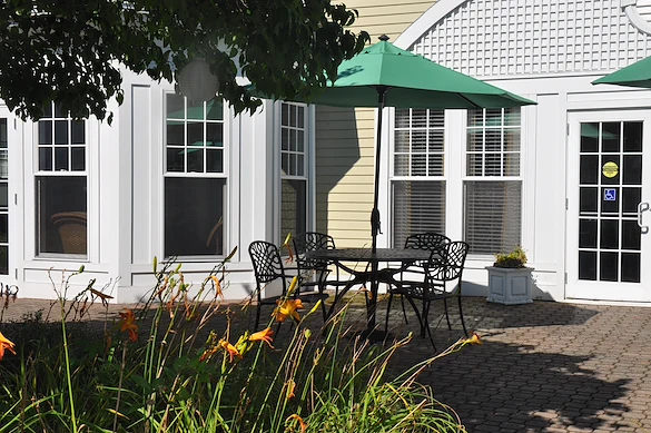 Image of The Arbors at Amherst (10)