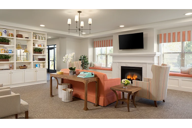 Lounge area at the Waters of Oak Creek 