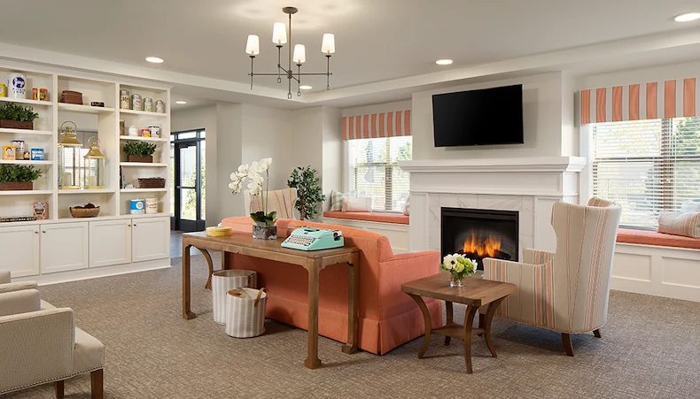 Lounge area at the Waters of Oak Creek 