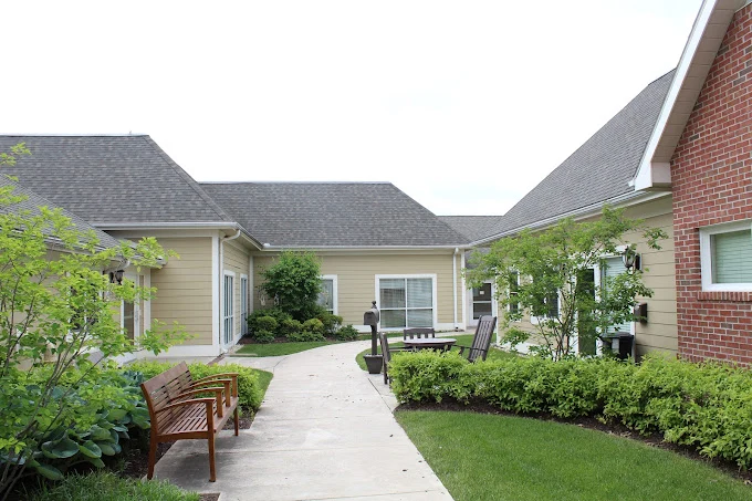 Image of Fox Run Manor (9)