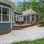 Image of Avendelle on Maynard (8)