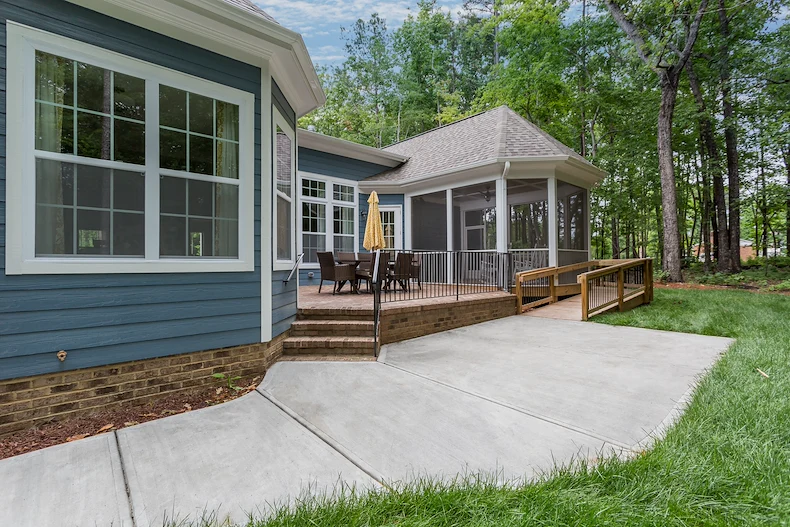 Image of Avendelle on Maynard (8)