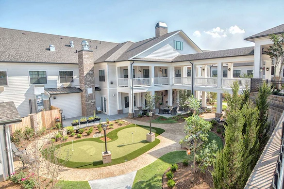 Image of Everlan of Johnson City (2)