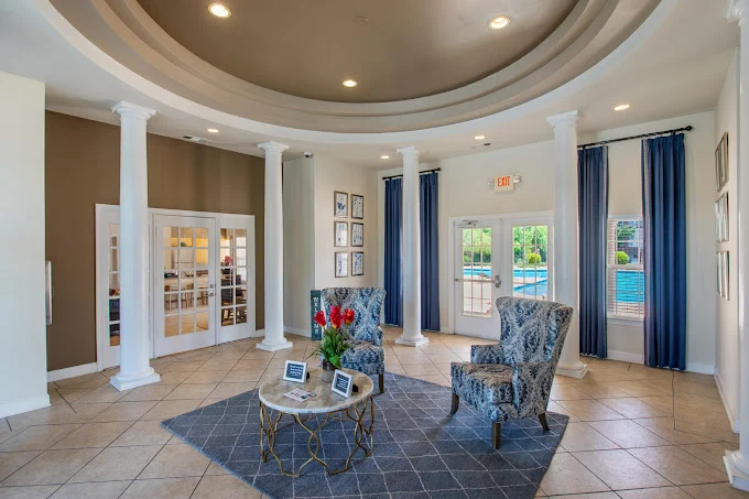 Image of Creekside Villas (2)