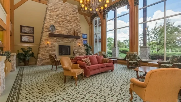 Image of Applewood Pointe of New Brighton Cooperative (4)