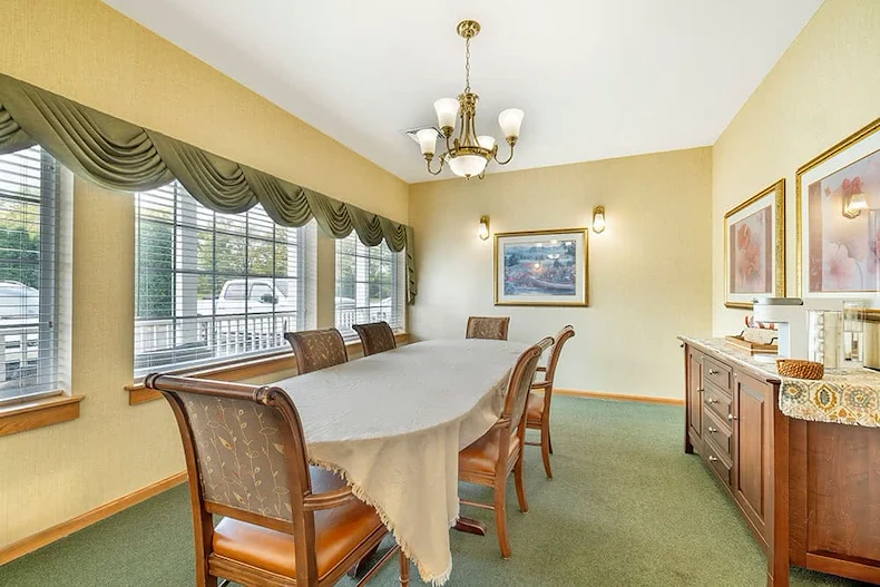 Image of Brookdale LaCrosse (5)