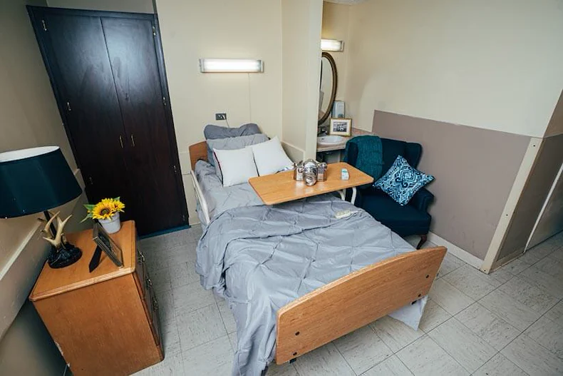 Image of Lyndon Crossing (3)