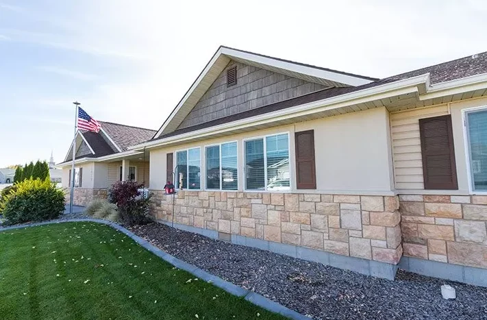 Image of Ashley Manor - Buttercup Trail (1)